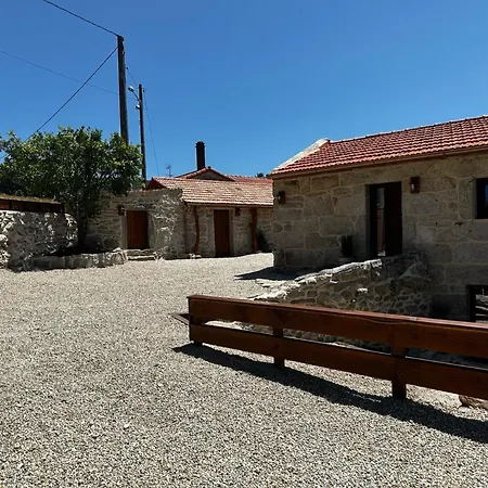 Casa Rural Camu Hotel *