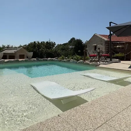 シャレー Casa Rural Camu