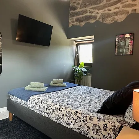 Casa Rural Camu Hotel *