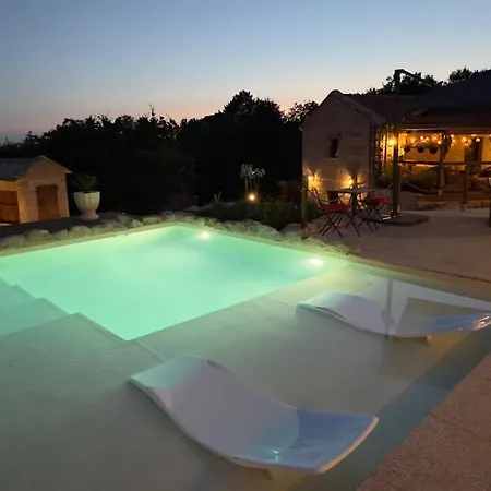 Hotel Casa Rural Camu *